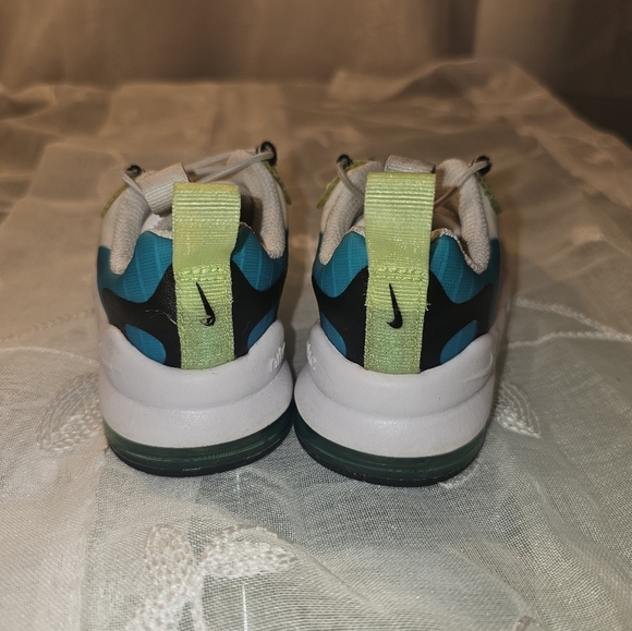 Nike Air Max 270 size 7C - Picture 5 of 9